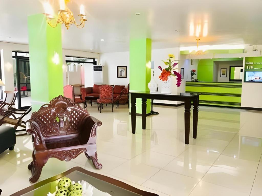 The Alpa Hotel And Restaurant Batangas Exterior photo