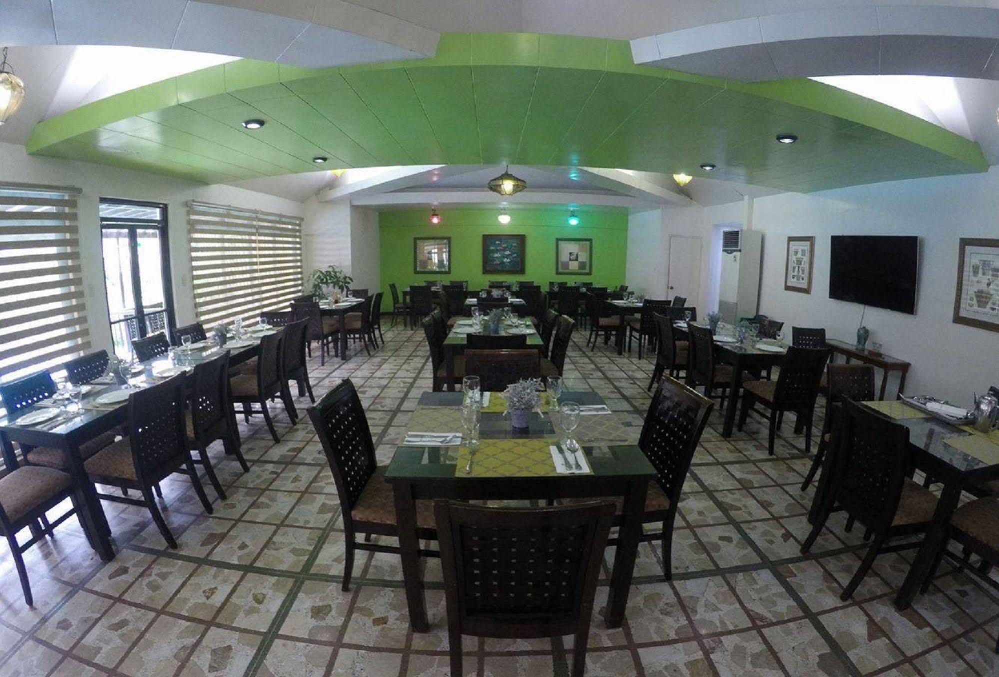 The Alpa Hotel And Restaurant Batangas Exterior photo