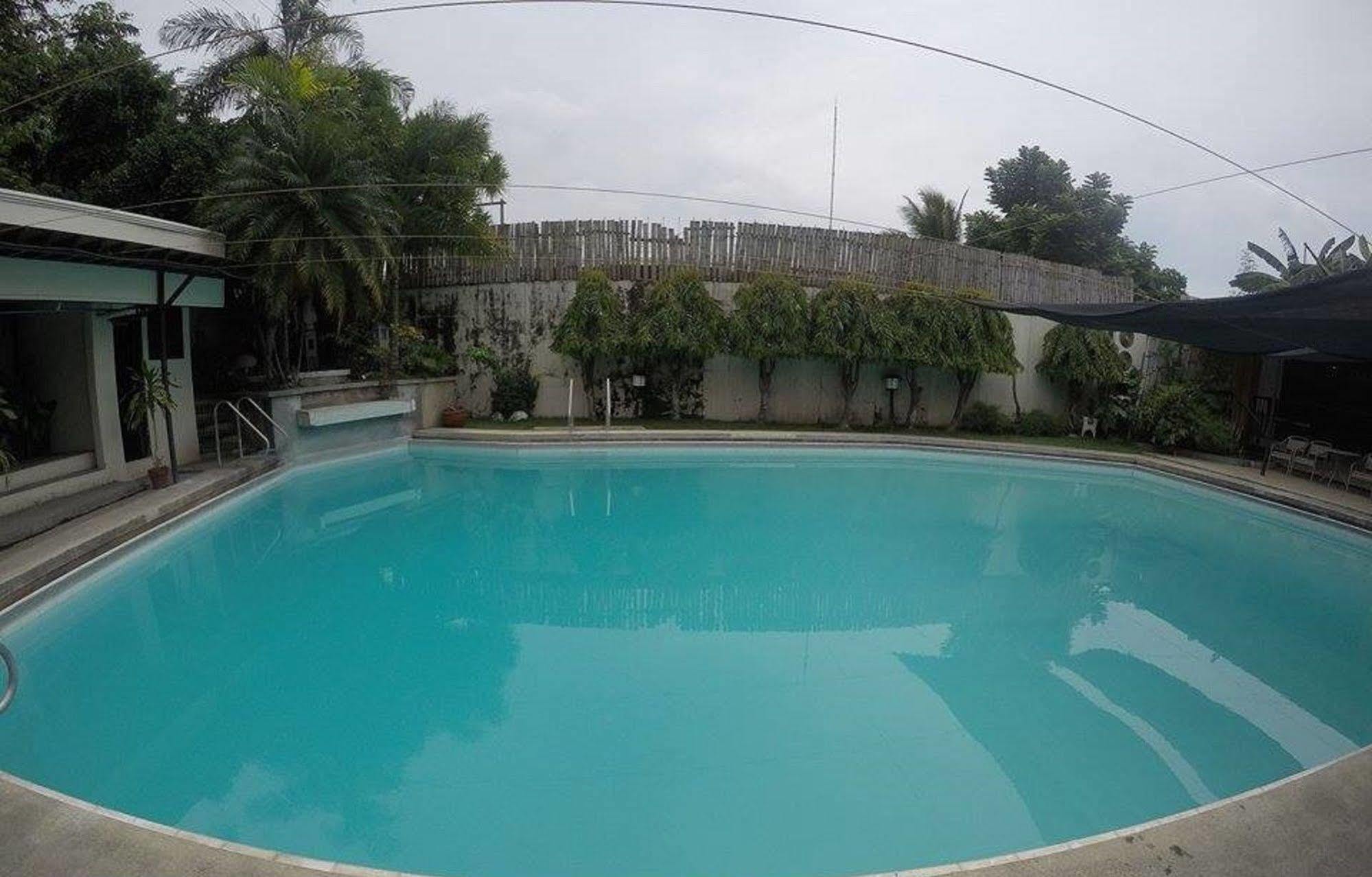 The Alpa Hotel And Restaurant Batangas Exterior photo