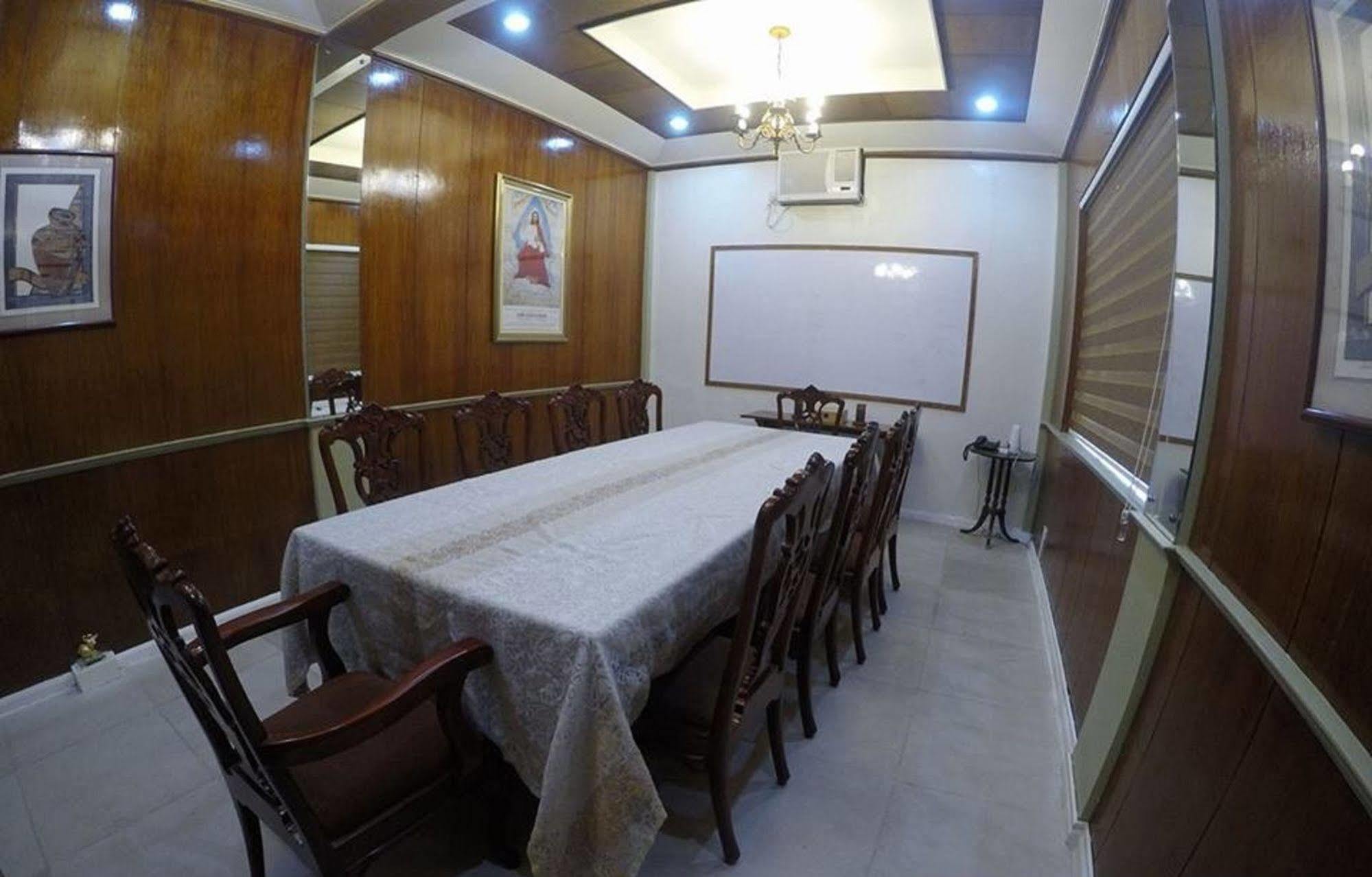 The Alpa Hotel And Restaurant Batangas Exterior photo