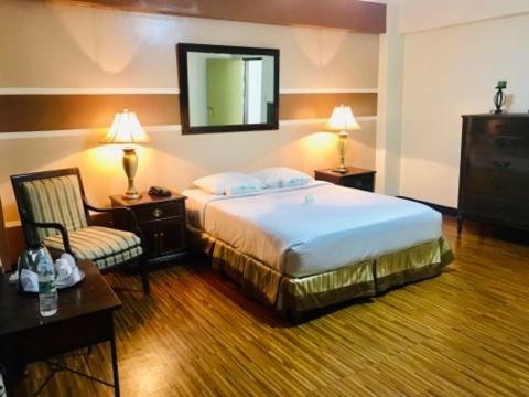 The Alpa Hotel And Restaurant Batangas Exterior photo